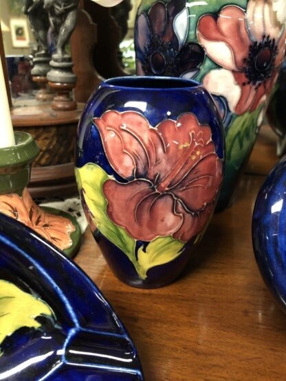 Vintage Vase Decorated With Anemone Pattern By Walter Moorcroft 10