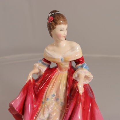 Vintage “southern Belle” H.n 2229 Copr 1957 Doulton & Co Limited Figurine Made In England By Royal Doulton 59