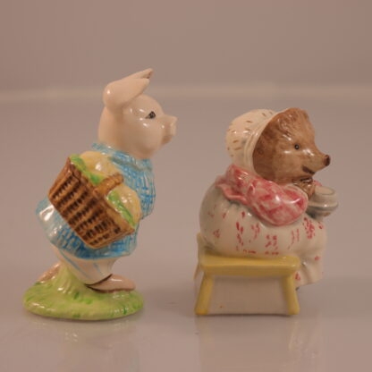 1989 & 2002 Beatrix Potter Figurines “mrs Tiggy Winkle Takes Tea” & “little Pig Robinson” By Royal Doulton & John Beswick 10